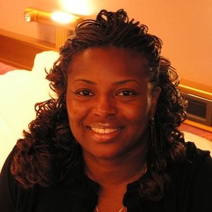 Meet your Posher, Eva